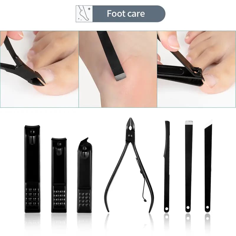 18 Piece Manicure Set