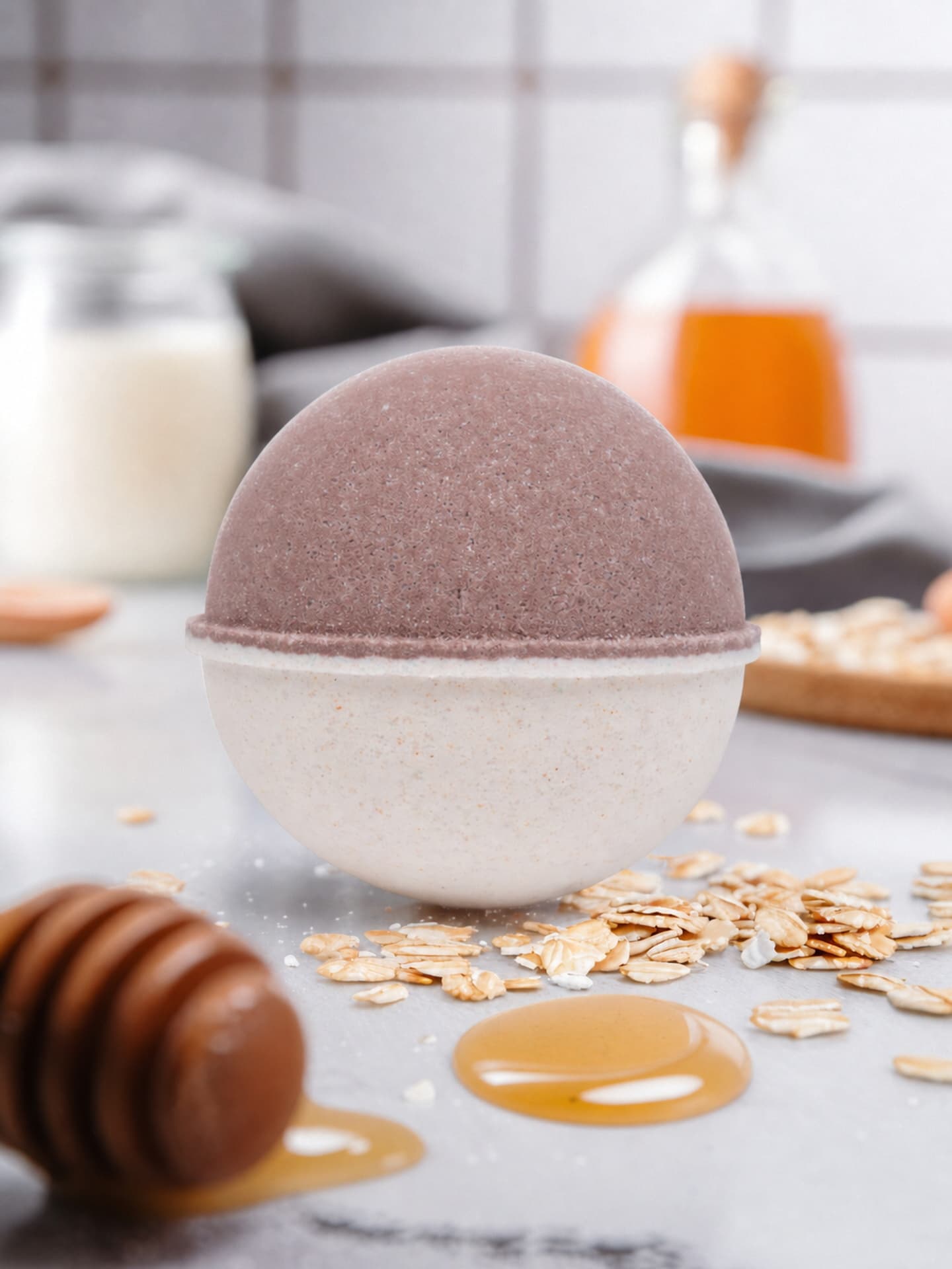 Oatmeal Milk & Honey Bath Bomb